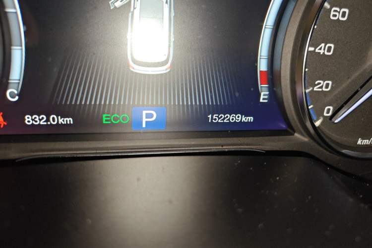Used GAC Trumpchi GS8 2017 320T Four-Wheel Drive Luxury Smart Connectivity Version (7 Seats) Odometer Close Up