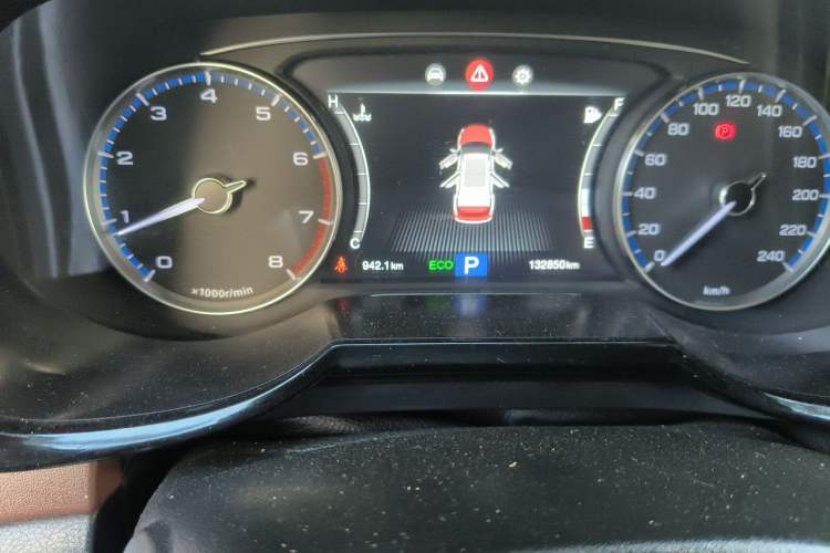 Used GAC Trumpchi GS8 2017 320T Two-Wheel Drive Luxury Smart Connectivity Version (7 Seats) Odometer Close Up