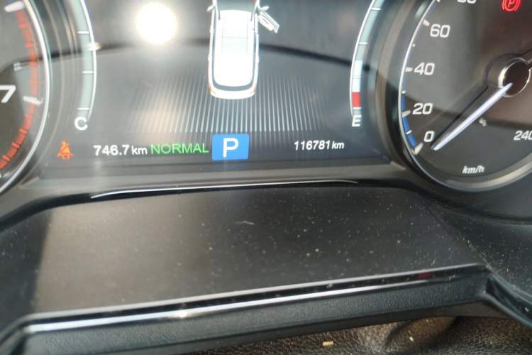 Used GAC Trumpchi GS8 2017 320T Four-Wheel Drive Luxury Smart Connectivity Version (7 Seats) Odometer Close Up