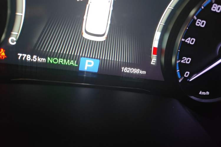 Used GAC Trumpchi GS8 2017 320T Four-Wheel Drive Luxury Smart Connectivity Version (7 Seats) Odometer Close Up