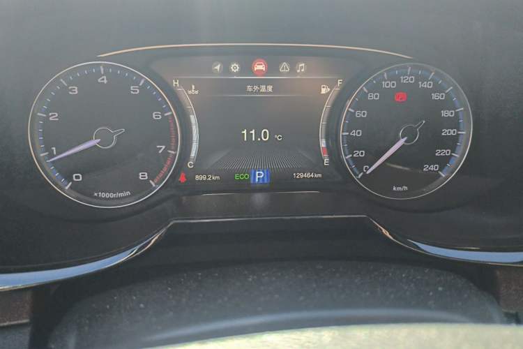 Used GAC Trumpchi GS8 2017 320T Two-Wheel Drive Luxury Smart Connectivity Version (7 Seats) Odometer Close Up
