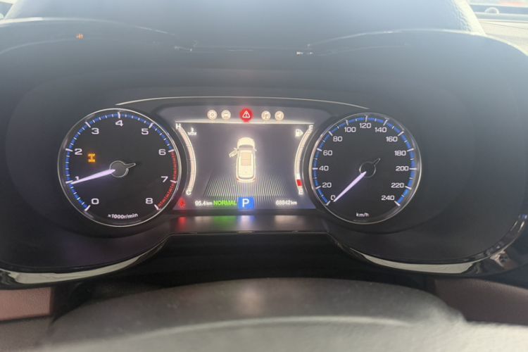 Used GAC Trumpchi GS8 2017 320T Four-Wheel Drive Luxury Smart Connectivity Version (7 Seats) Odometer Close Up