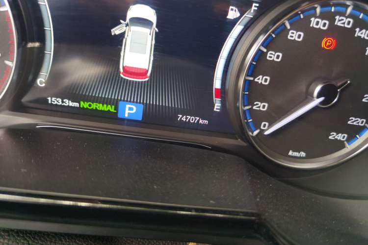 Used GAC Trumpchi GS8 2017 320T Two-Wheel Drive Luxury Smart Connectivity Version (7 Seats) Odometer Close Up