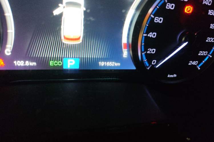 Used GAC Trumpchi GS8 2017 320T Two-Wheel Drive Prestige Version (7 Seats) Odometer Close Up