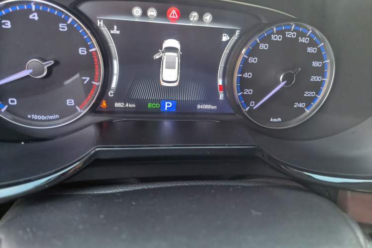 Used GAC Trumpchi GS8 2017 320T Two-Wheel Drive Luxury Smart Connectivity Version (7 Seats) Odometer Close Up
