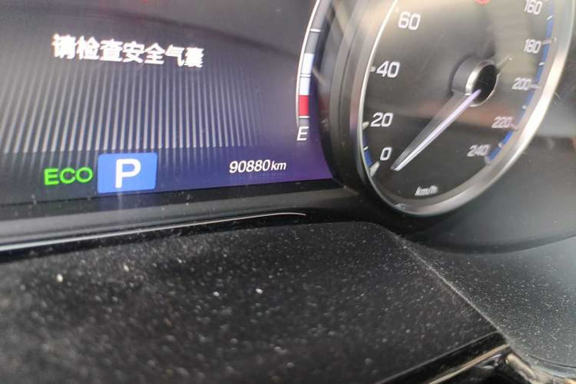 Used GAC Trumpchi GS8 2017 320T Two-Wheel Drive Luxury Smart Connectivity Version (7 Seats) Odometer Close Up
