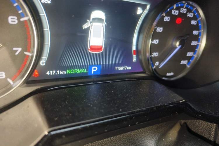Used GAC Trumpchi GS8 2017 320T Two-Wheel Drive Luxury Smart Connectivity Version (7 Seats) Odometer Close Up