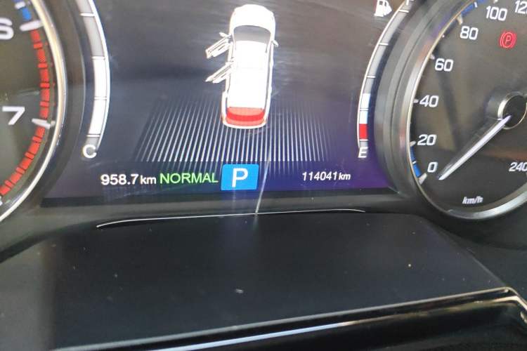 Used GAC Trumpchi GS8 2017 320T Two-Wheel Drive Luxury Smart Connectivity Version (7 Seats) Odometer Close Up