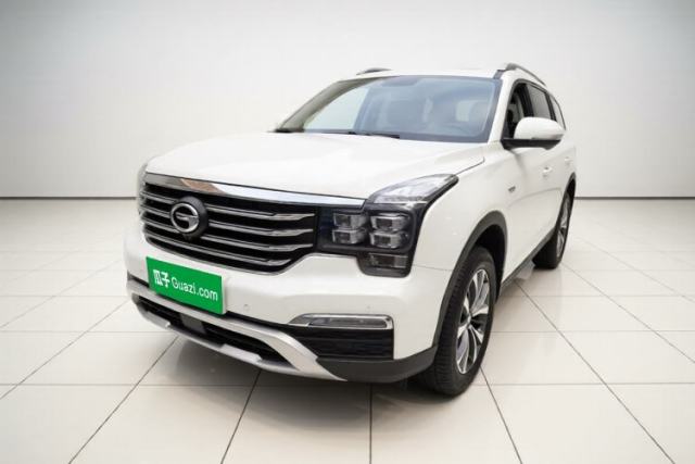 GAC Trumpchi GS8 2017 320T Two-Wheel Drive Luxury Smart Connectivity Version (7 Seats) с пробегом