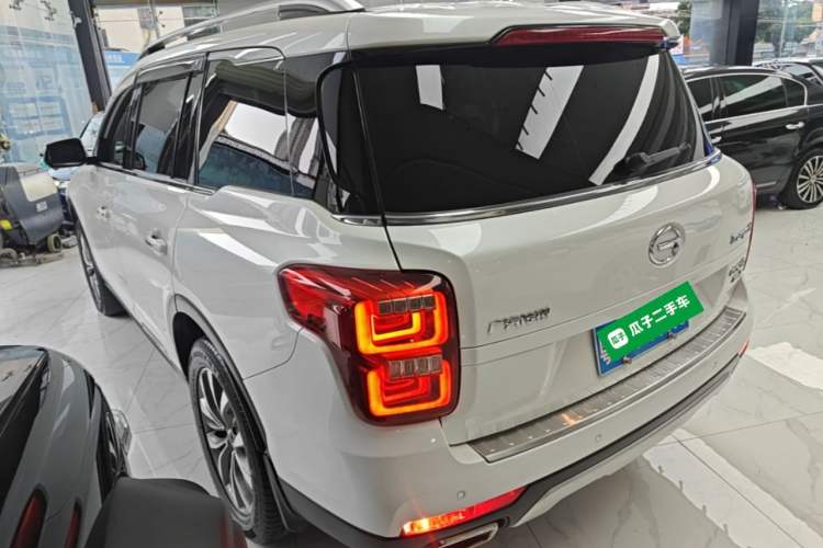 Used GAC Trumpchi GS8 2017 320T Two-Wheel Drive Luxury Smart Connectivity Version (7 Seats) Rear Left 45 Deg