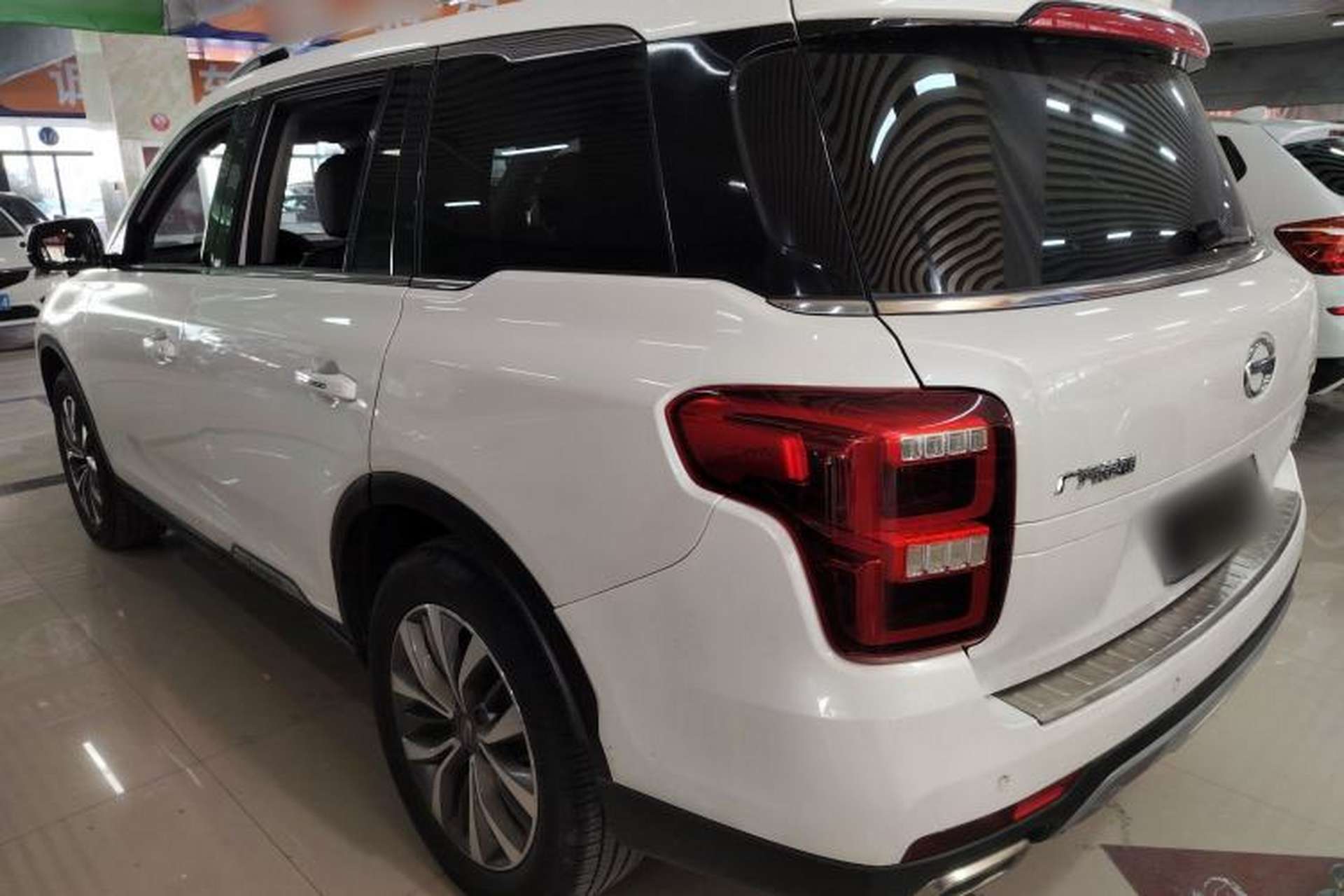 Used GAC Trumpchi GS8 2017 320T Two-Wheel Drive Luxury Smart Connectivity Version (7 Seats) Rear Left 45 Deg