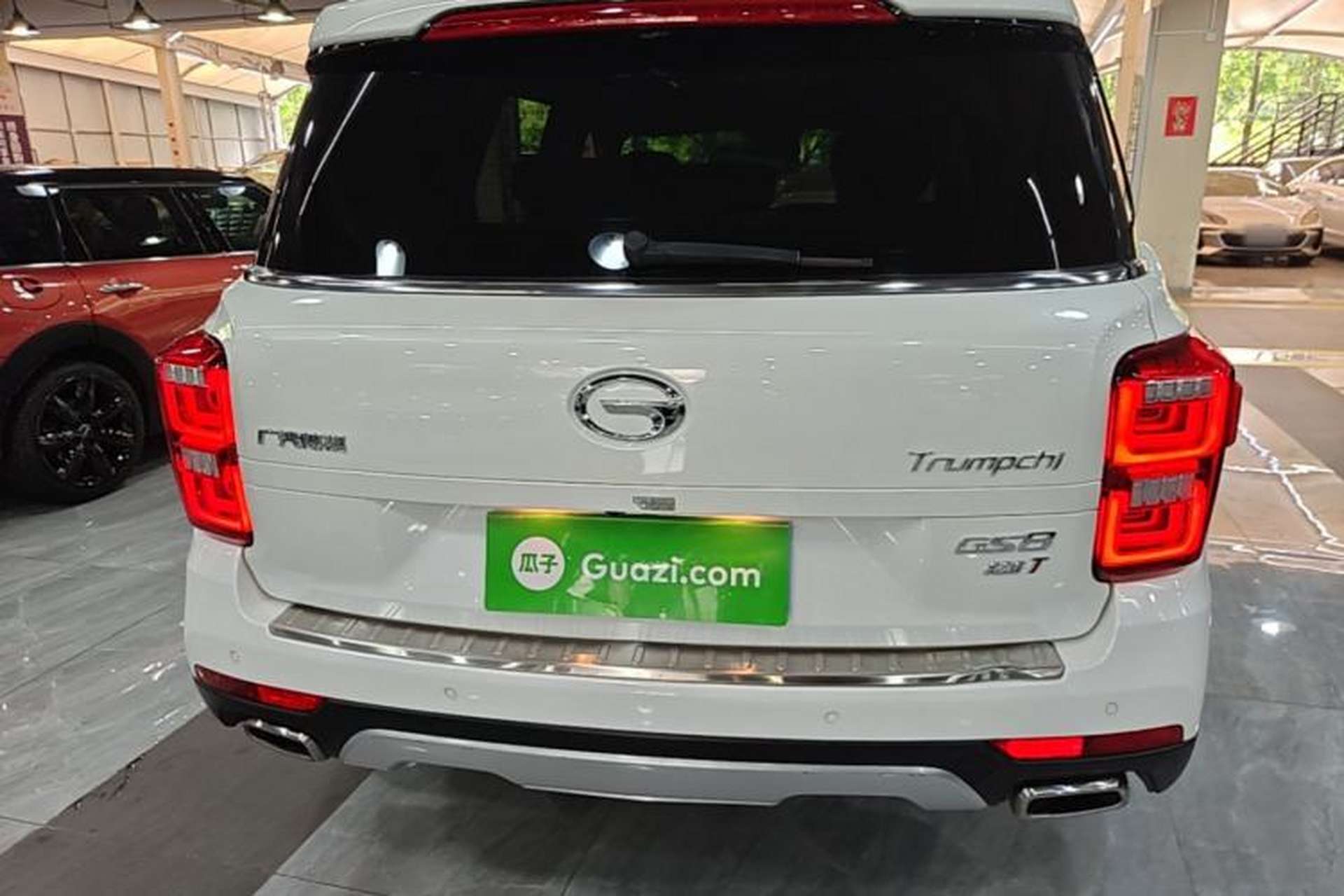 Used GAC Trumpchi GS8 2017 320T Two-Wheel Drive Luxury Smart Connectivity Version (7 Seats) Rear