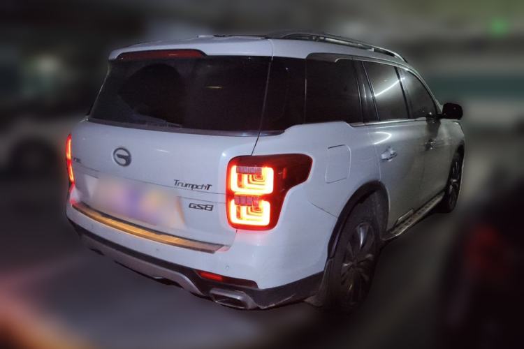 Used GAC Trumpchi GS8 2017 320T Two-Wheel Drive Luxury Smart Connectivity Version (7 Seats) Rear Right 45 Deg