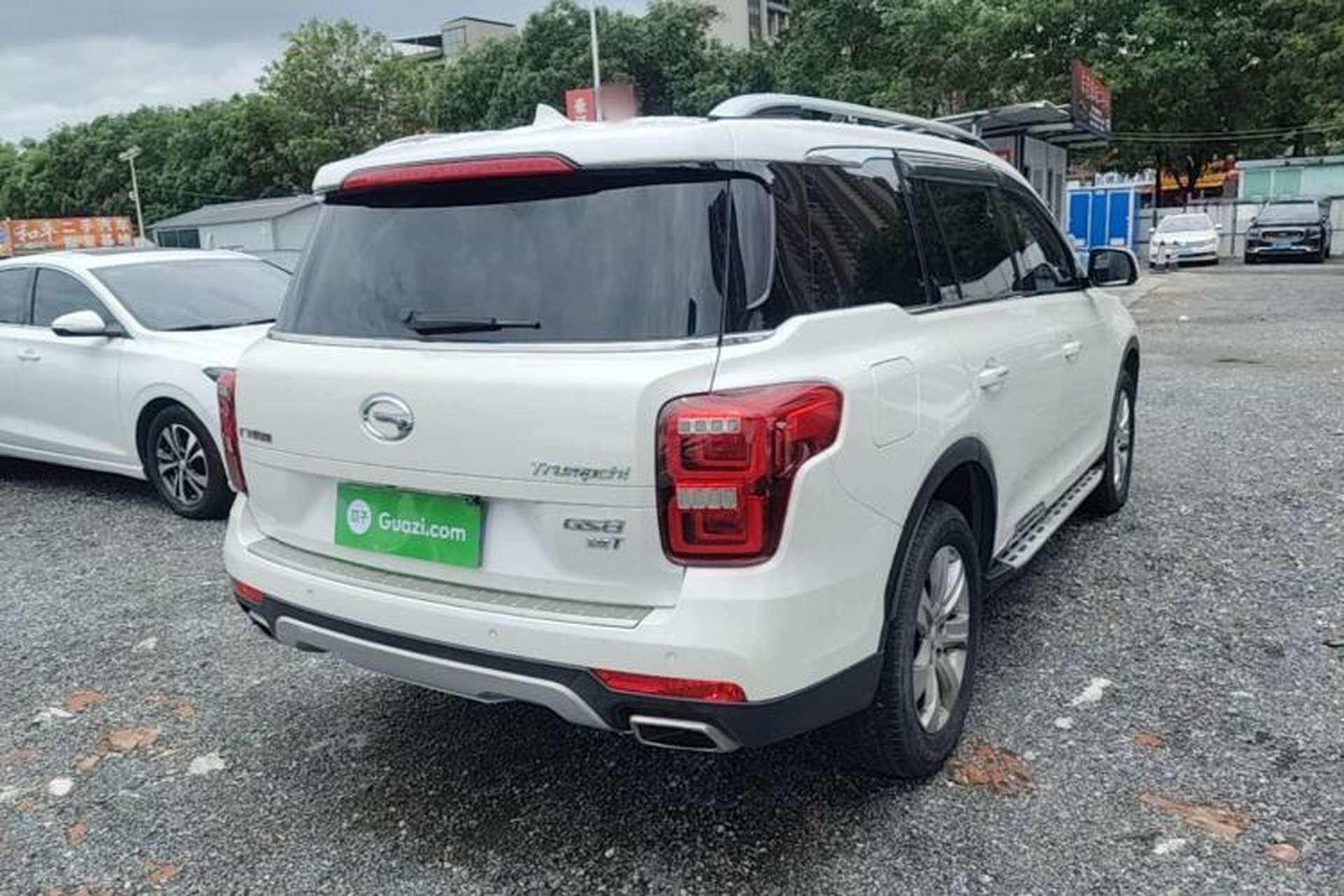 Used GAC Trumpchi GS8 2017 320T Two-Wheel Drive Luxury Edition (7 Seats) Rear Right 45 Deg