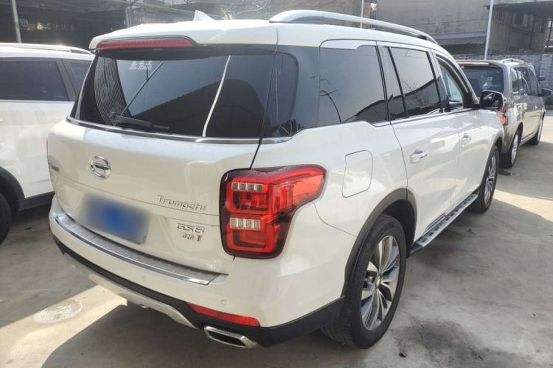 Used GAC Trumpchi GS8 2017 320T Two-Wheel Drive Luxury Smart Connectivity Version (7 Seats) Rear Right 45 Deg