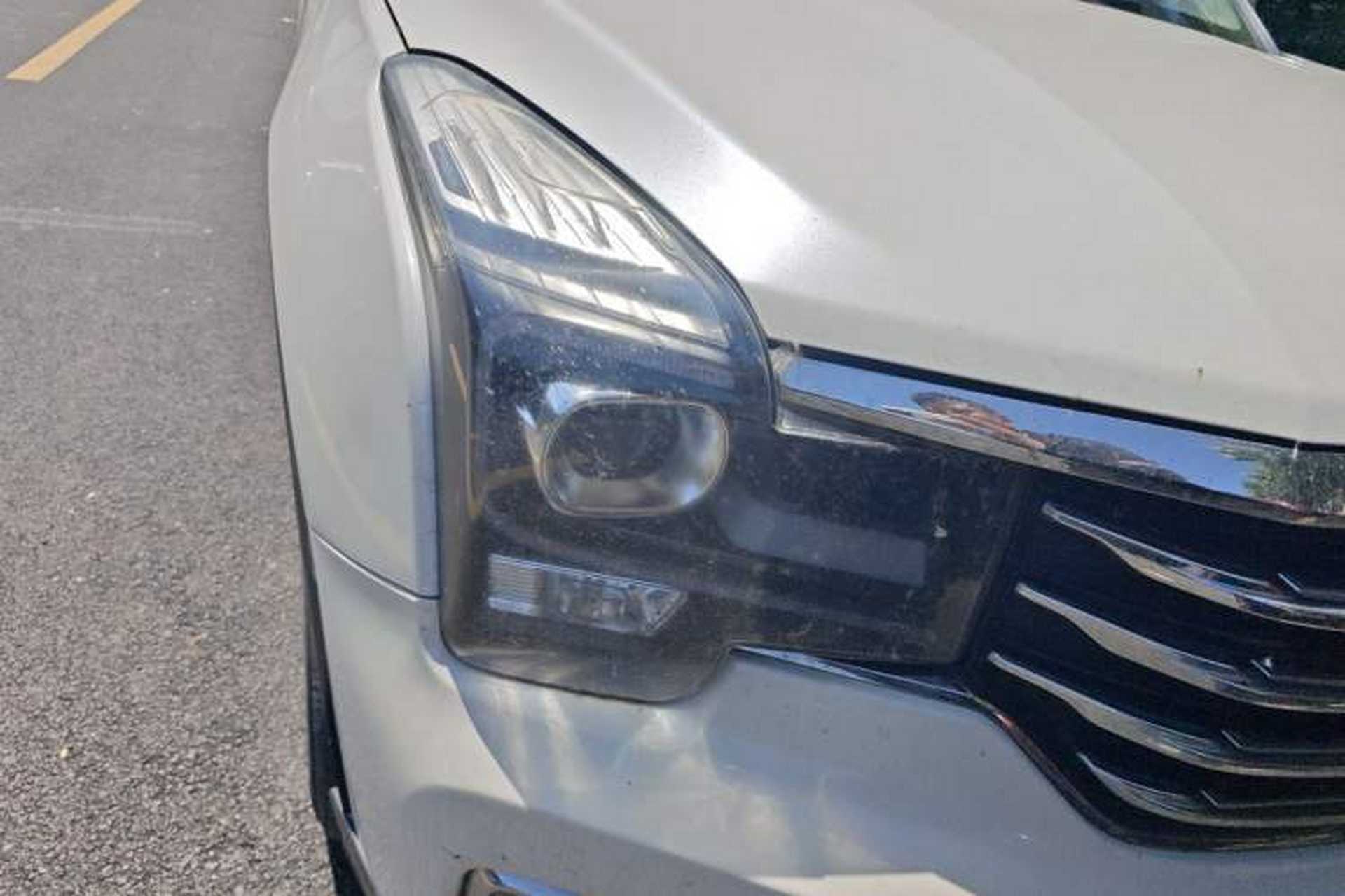 Used GAC Trumpchi GS8 2017 320T Two-Wheel Drive Luxury Edition (7 Seats) Right Front Headlight