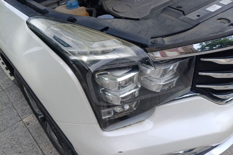 Used GAC Trumpchi GS8 2017 320T Two-Wheel Drive Luxury Smart Connectivity Version (7 Seats) Right Front Headlight