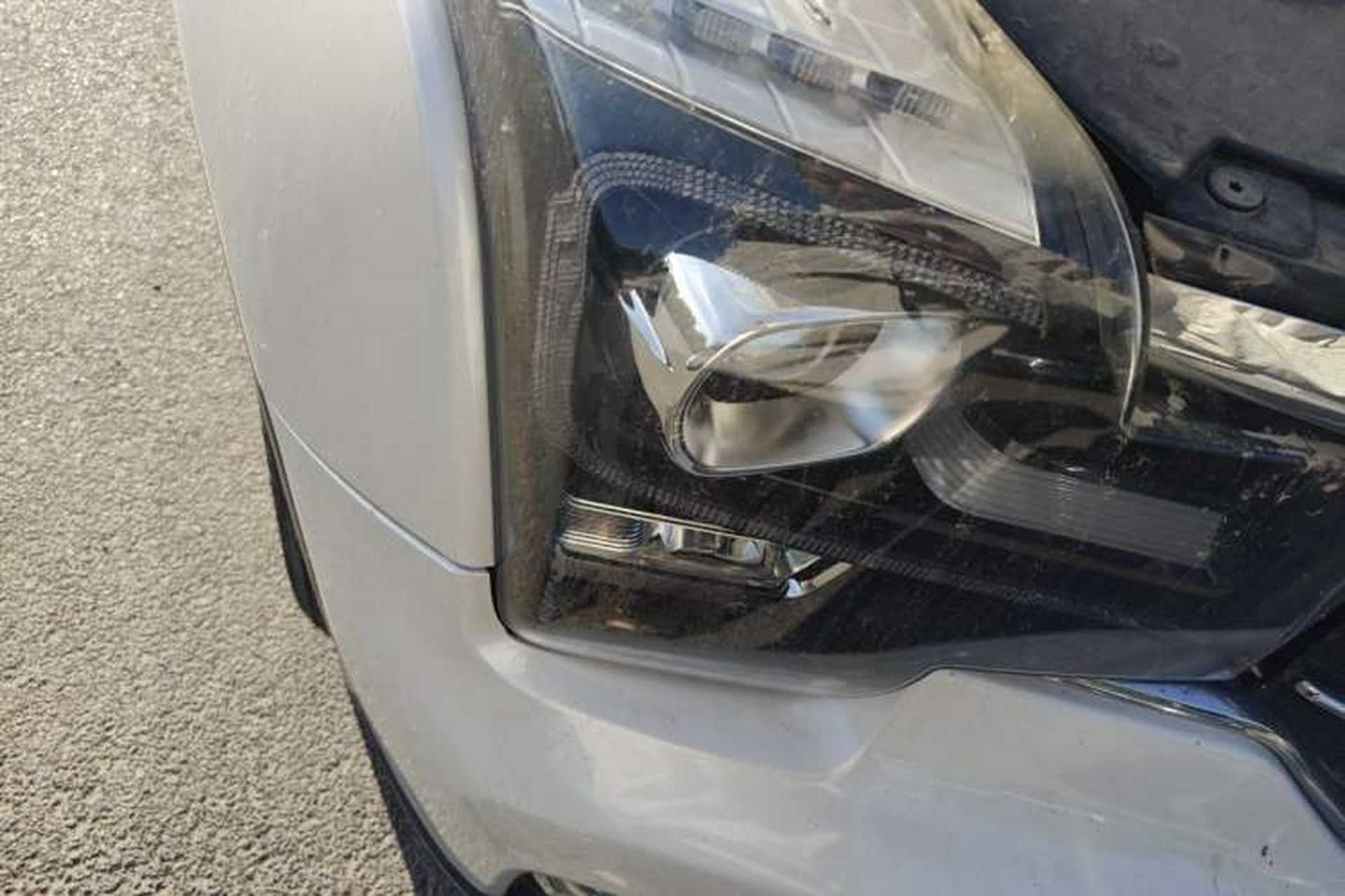 Used GAC Trumpchi GS8 2017 320T Two-Wheel Drive Luxury Edition (7 Seats) Right Front Headlight