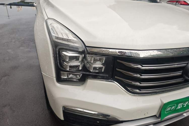Used GAC Trumpchi GS8 2017 320T Two-Wheel Drive Luxury Smart Connectivity Version (7 Seats) Right Front Headlight