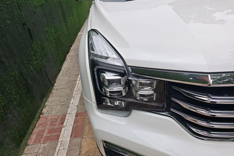 Used GAC Trumpchi GS8 2017 320T Two-Wheel Drive Luxury Smart Connectivity Version (7 Seats) Right Front Headlight