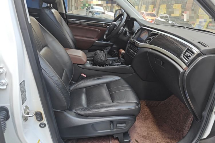 Used GAC Trumpchi GS8 2017 320T Two-Wheel Drive Luxury Smart Connectivity Version (7 Seats) Right Front Seat