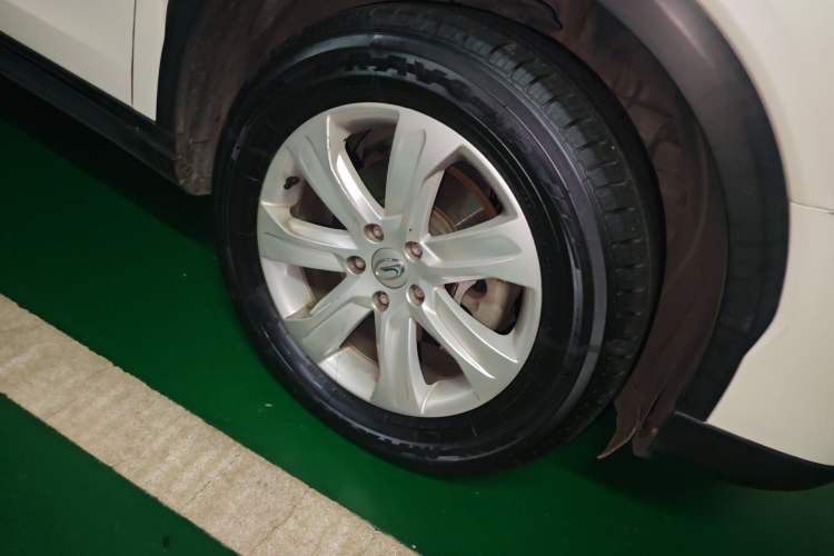 Used GAC Trumpchi GS8 2017 320T Two-Wheel Drive Luxury Edition (7 Seats) Right Front Wheel Hub