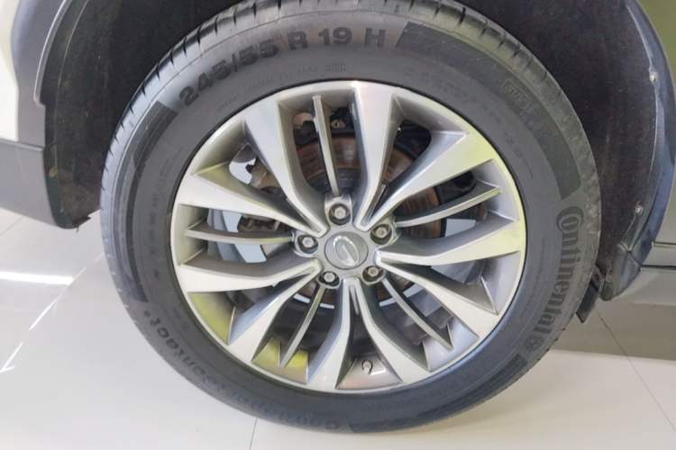 Used GAC Trumpchi GS8 2017 320T Four-Wheel Drive Luxury Smart Connectivity Version (7 Seats) Right Rear Wheel Hub