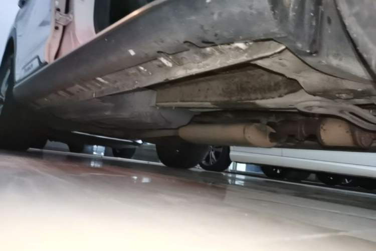 Used GAC Trumpchi GS8 2017 320T Two-Wheel Drive Luxury Smart Connectivity Version (7 Seats) Right Side Sill