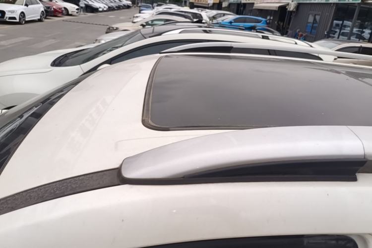 Used GAC Trumpchi GS8 2017 320T Two-Wheel Drive Luxury Smart Connectivity Version (7 Seats) Roof