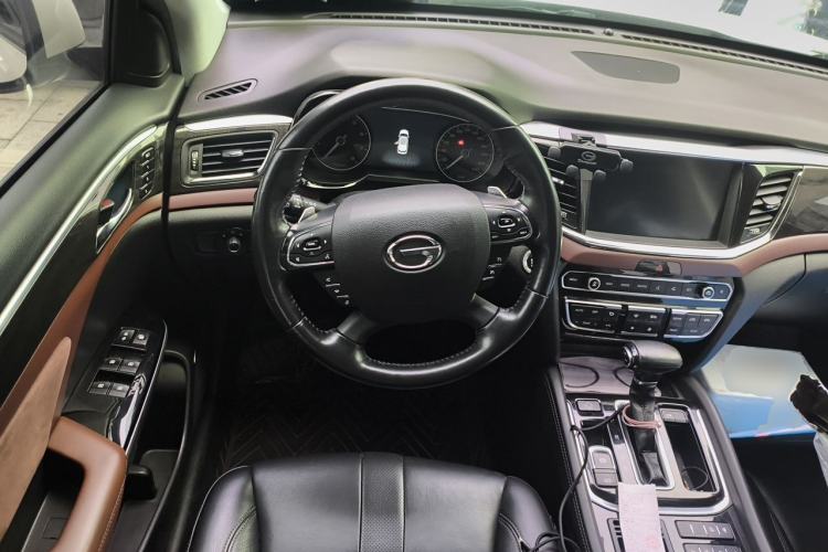 Used GAC Trumpchi GS8 2017 320T Two-Wheel Drive Prestige Version (7 Seats) Steering Wheel