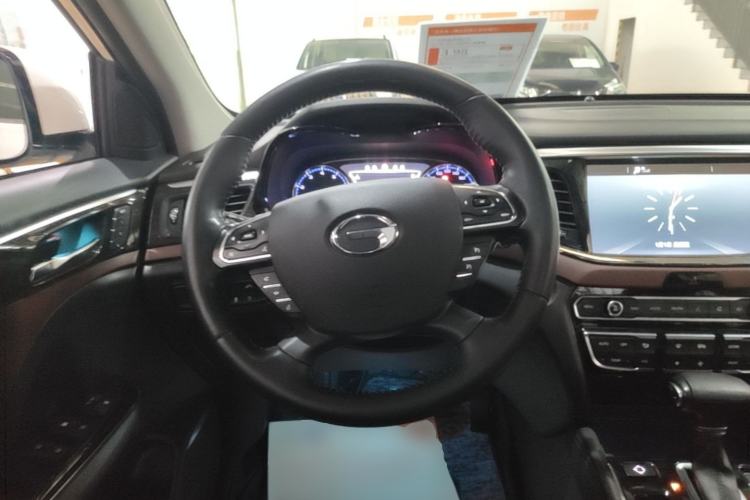 Used GAC Trumpchi GS8 2017 320T Two-Wheel Drive Luxury Edition (7 Seats) Steering Wheel