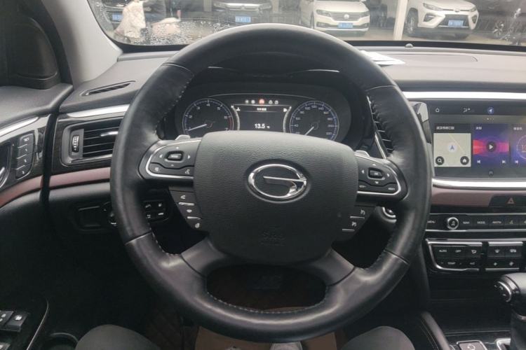 Used GAC Trumpchi GS8 2017 320T Four-Wheel Drive Luxury Smart Connectivity Version (7 Seats) Steering Wheel