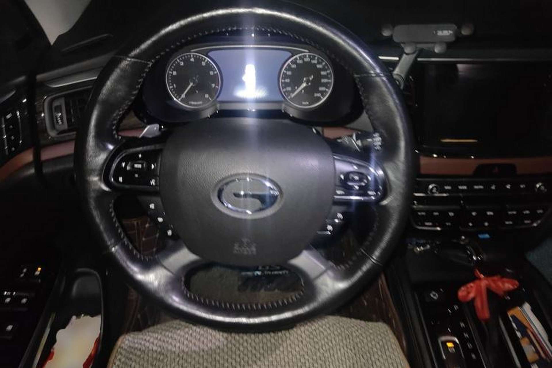 Used GAC Trumpchi GS8 2017 320T Two-Wheel Drive Luxury Smart Connectivity Version (7 Seats) Steering Wheel