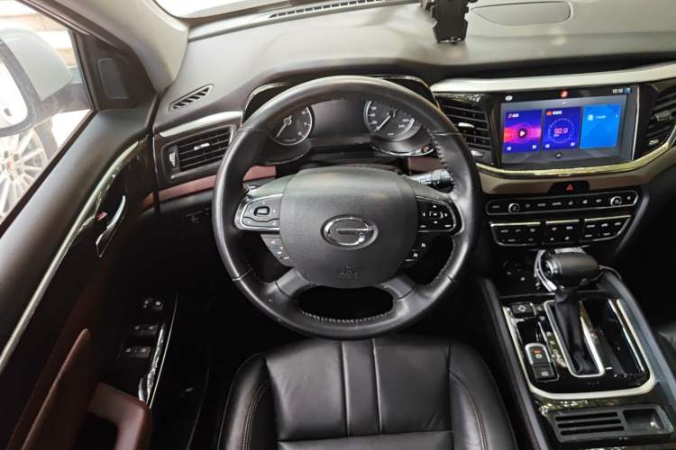 Used GAC Trumpchi GS8 2017 320T Two-Wheel Drive Luxury Edition (7 Seats) Steering Wheel