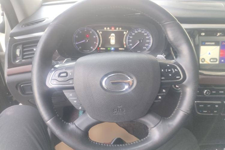 Used GAC Trumpchi GS8 2017 320T Four-Wheel Drive Luxury Smart Connectivity Version (7 Seats) Steering Wheel