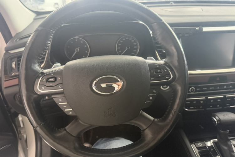Used GAC Trumpchi GS8 2017 320T Four-Wheel Drive Luxury Smart Connectivity Version (7 Seats) Steering Wheel