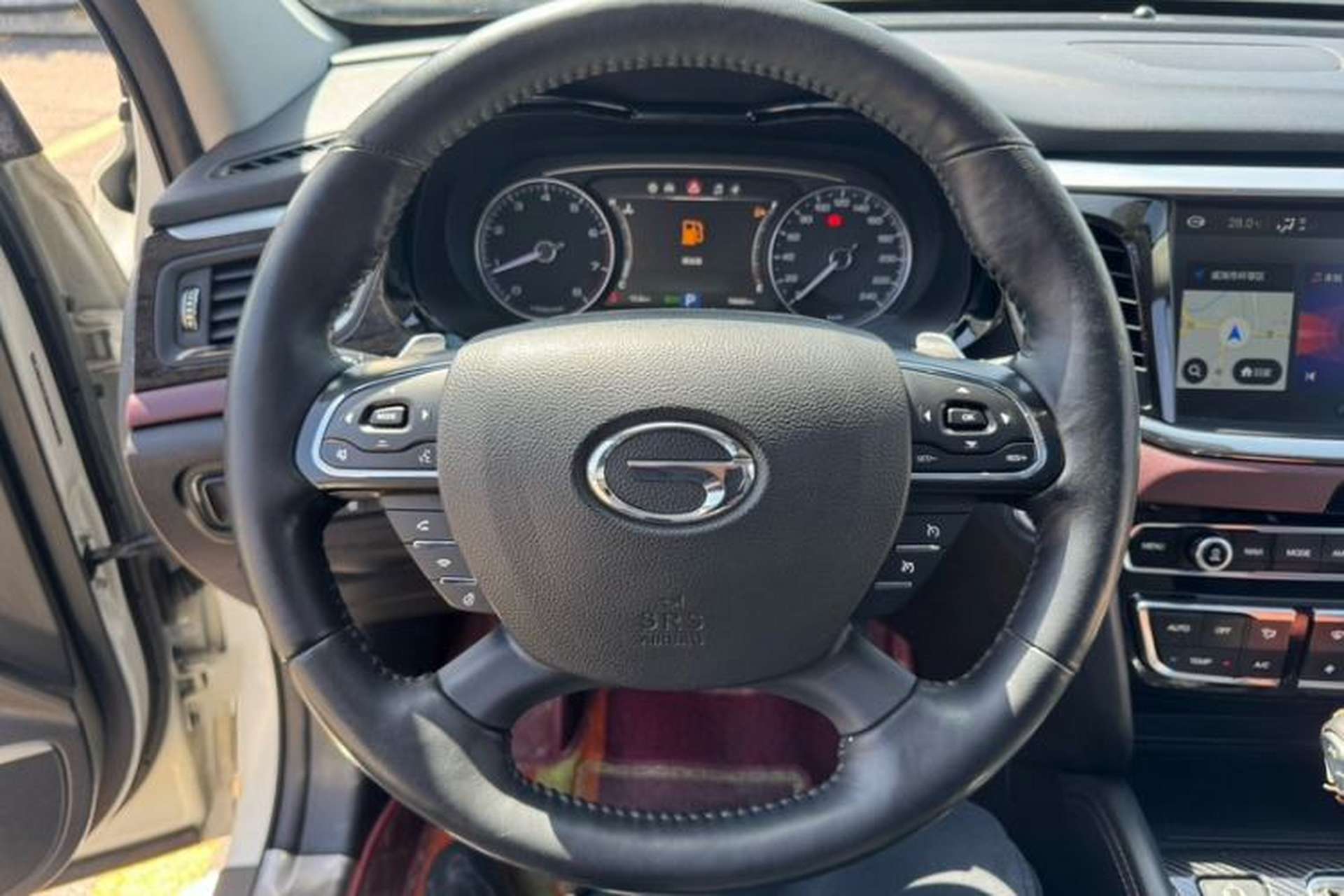 Used GAC Trumpchi GS8 2017 320T Four-Wheel Drive Luxury Smart Connectivity Version (7 Seats) Steering Wheel