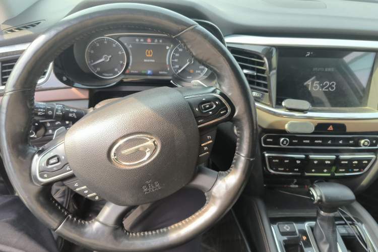 Used GAC Trumpchi GS8 2017 320T Four-Wheel Drive Luxury Smart Connectivity Version (7 Seats) Steering Wheel