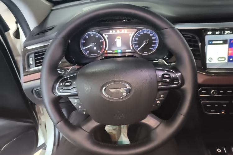 Used GAC Trumpchi GS8 2017 320T Four-Wheel Drive Luxury Smart Connectivity Version (7 Seats) Steering Wheel