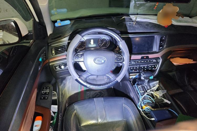 Used GAC Trumpchi GS8 2017 320T Two-Wheel Drive Prestige Version (7 Seats) Steering Wheel