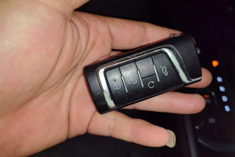 Used GAC Trumpchi GS8 2017 320T Two-Wheel Drive Prestige Version (7 Seats) Vehicle Key