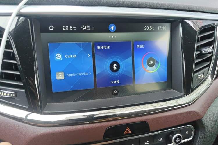 Used GAC Trumpchi GS8 2019 390T Two-Wheel Drive Luxury Smart Connectivity Version (7 Seats) Audio And AC Panel