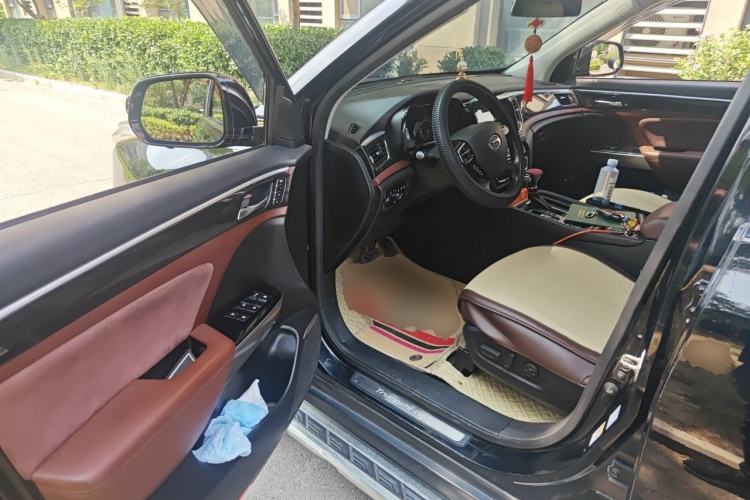 Used GAC Trumpchi GS8 2019 390T Two-Wheel Drive Luxury Smart Connectivity Version (7 Seats) Driver Seat