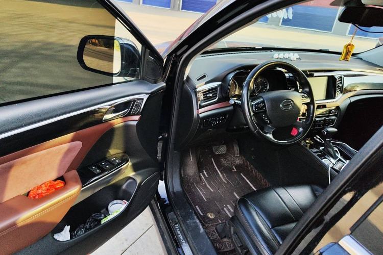 Used GAC Trumpchi GS8 2019 390T Two-Wheel Drive Luxury Smart Connectivity Version (7 Seats) Driver Seat