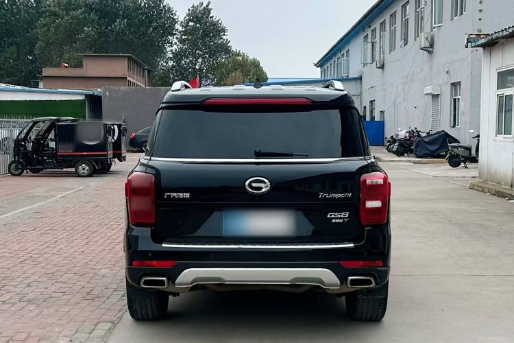 Used GAC Trumpchi GS8 2019 390T Two-Wheel Drive Luxury Smart Connectivity Version (7 Seats) Exterior 4