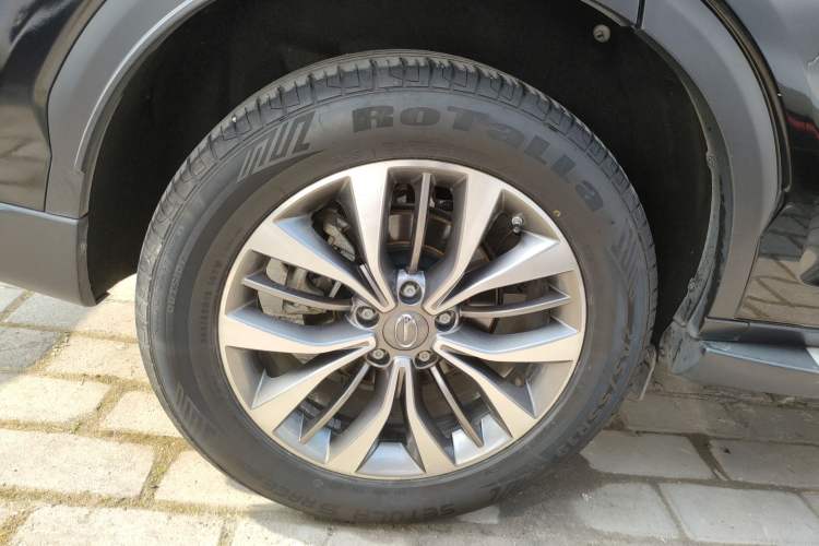 Used GAC Trumpchi GS8 2019 390T Two-Wheel Drive Luxury Smart Connectivity Version (7 Seats) Exterior 8