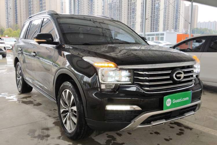 Used GAC Trumpchi GS8 2019 390T Two-Wheel Drive Luxury Smart Connectivity Version (7 Seats) Front Right 45 Deg
