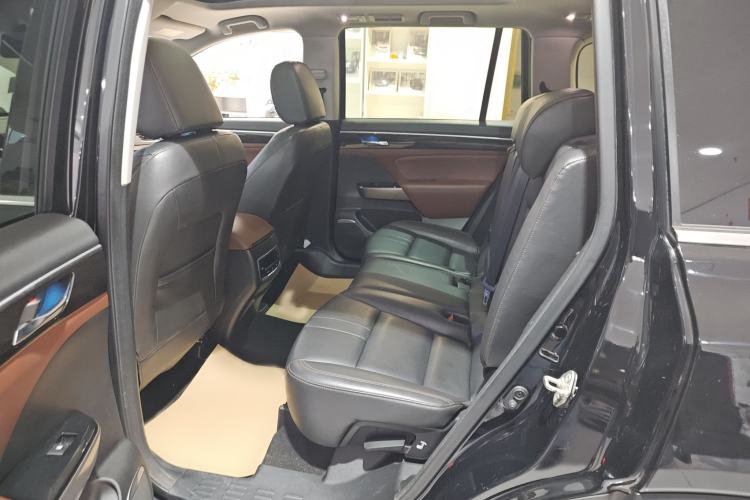 Used GAC Trumpchi GS8 2019 390T Two-Wheel Drive Luxury Smart Connectivity Version (7 Seats) Interior 1