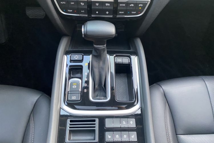 Used GAC Trumpchi GS8 2019 390T Two-Wheel Drive Luxury Smart Connectivity Version (7 Seats) Interior 6