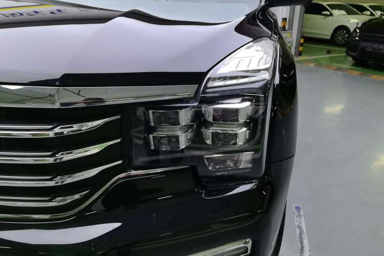 Used GAC Trumpchi GS8 2019 390T Two-Wheel Drive Luxury Smart Connectivity Version (7 Seats) Left Front Headlight